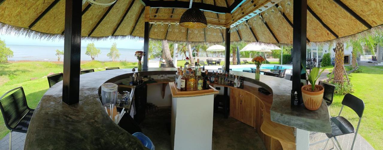 Beachfront Pool Villa And Apartment Koh Chang Ngoại thất bức ảnh